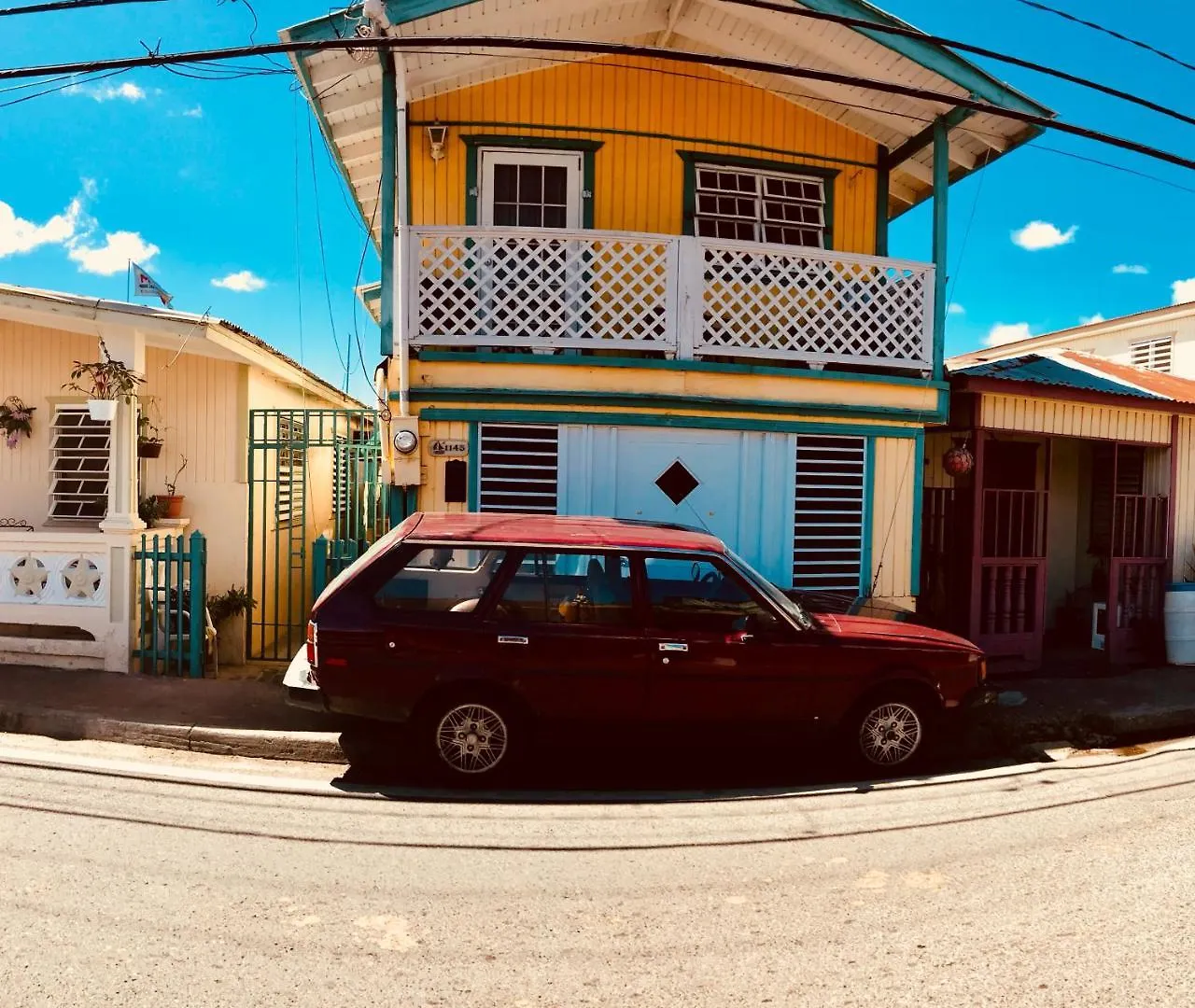 La Lancha/Yacht ∞ Sol Casita Hotel Cabo Rojo Botel